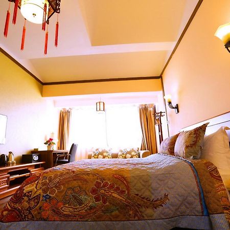 Oak Inn Lijiang  Buitenkant foto